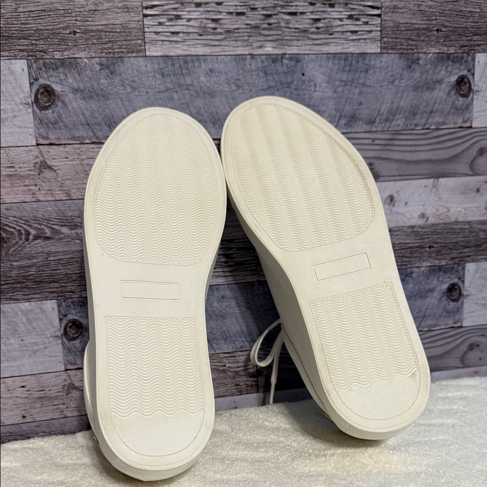 NWOB! Loft Classic White Women's Sneakers - Picture 8 of 8